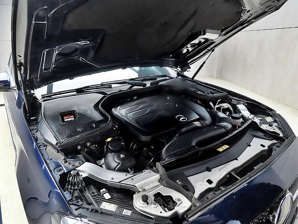 Mercedes Benz E class 2021 Azul - Importación desde Corea - HF Imports Iquique - Foto 18