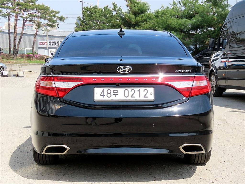 HYUNDAI Grandeur - Vista 4