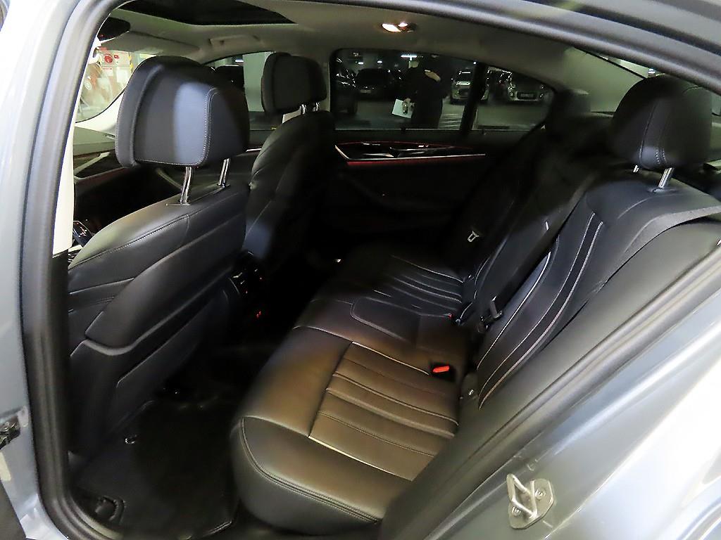 BMW 5 Series - Vista 7