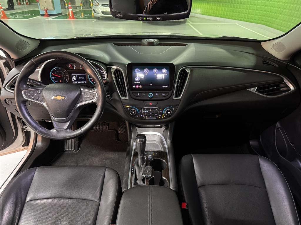 Chevrolet Malibu - Vista 8