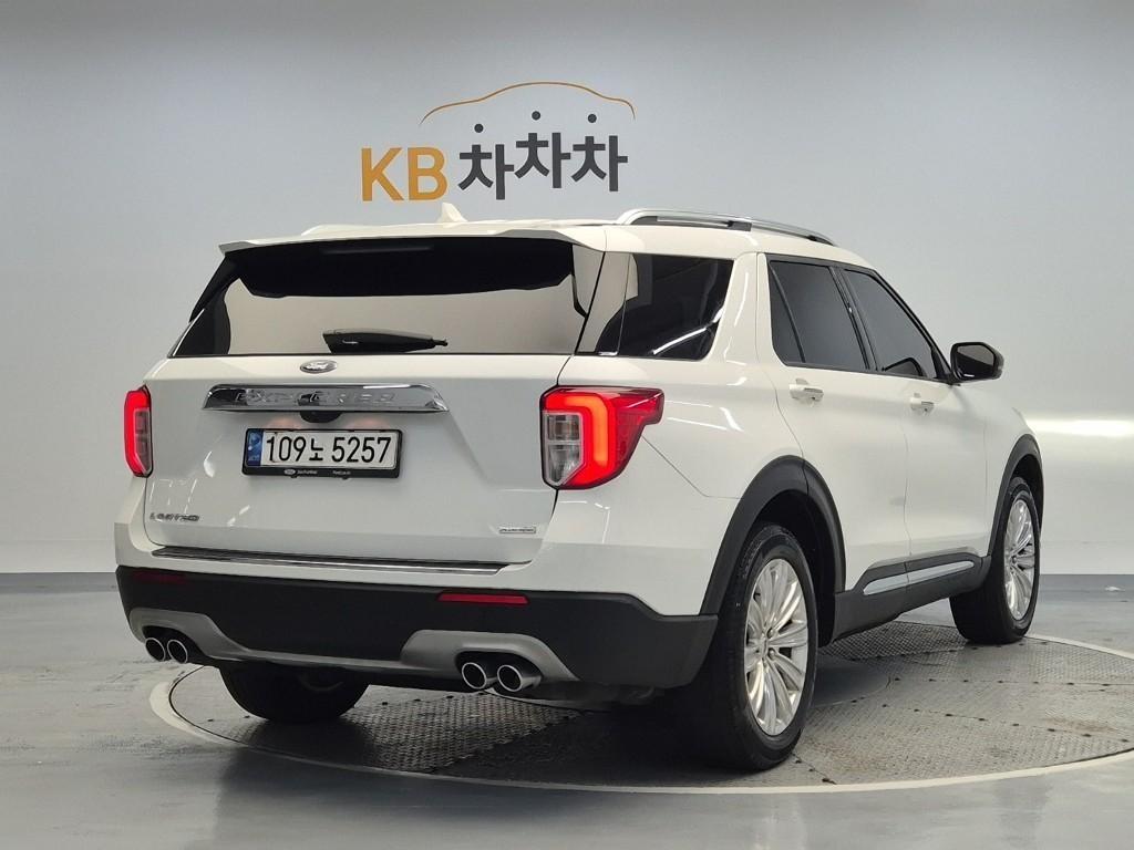 Ford Explorer - Vista 3