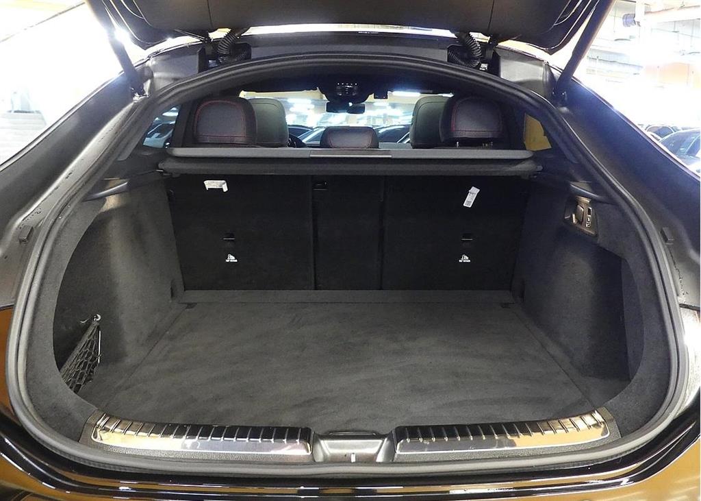 Mercedes Benz GLE Class - Vista 9