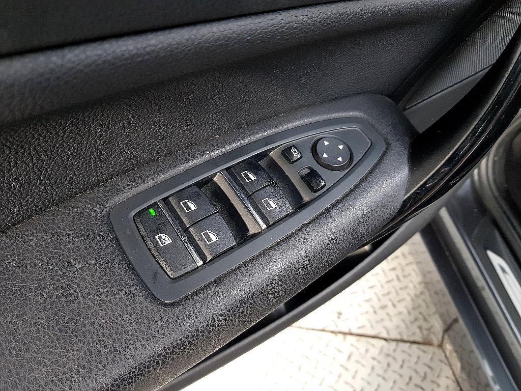 BMW 1 series - Vista 11