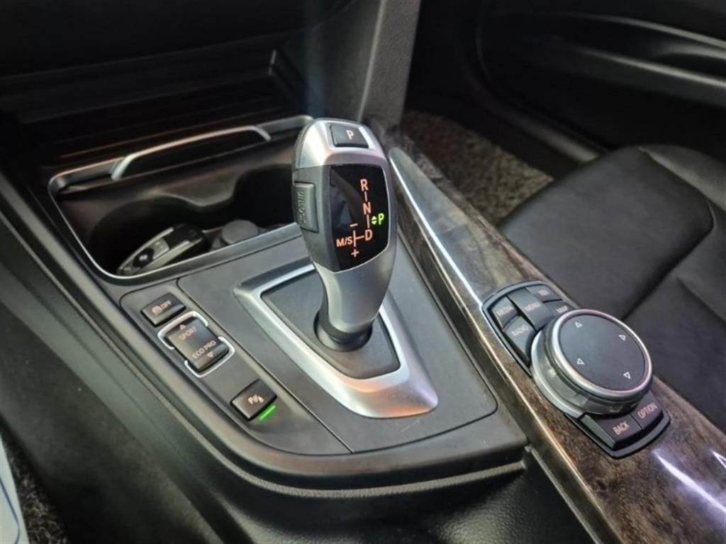 BMW 3 series - Vista 8