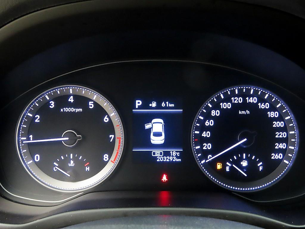 HYUNDAI Grandeur - Vista 8