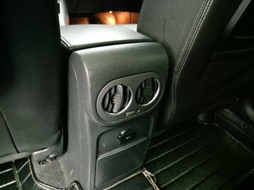 Volkswagen Tiguan - Vista 5