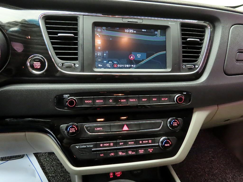 KIA Carnival 2019 Gris - Importación desde Corea - HF Imports Iquique - Foto 9