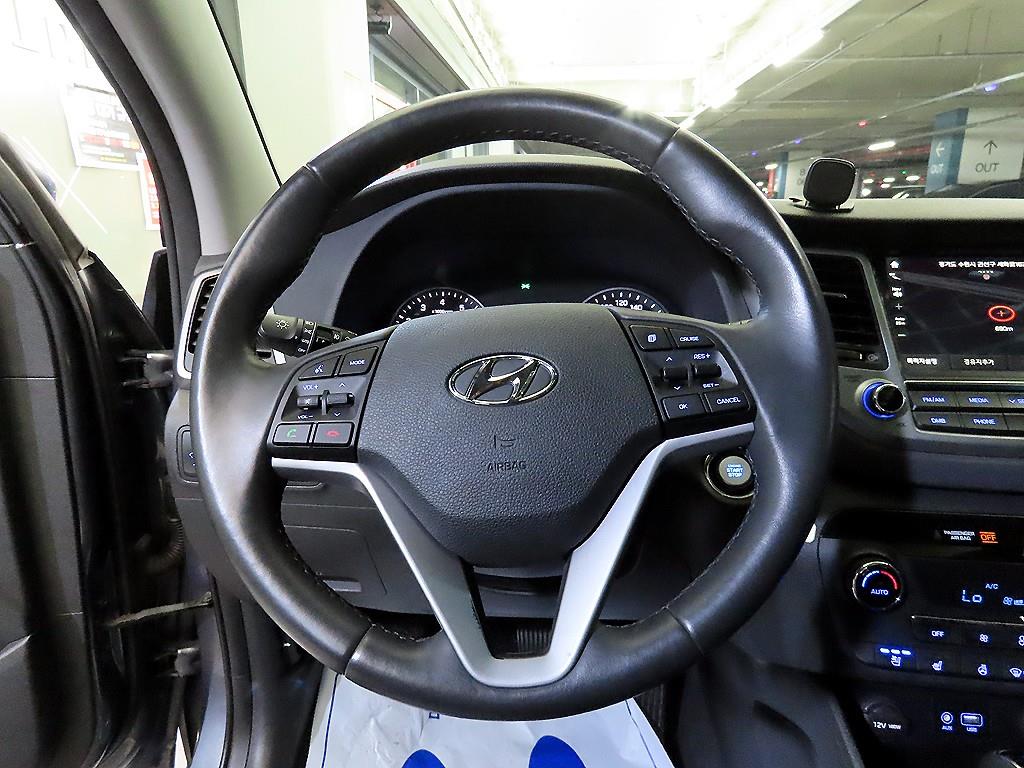 HYUNDAI Tucson - Vista 8