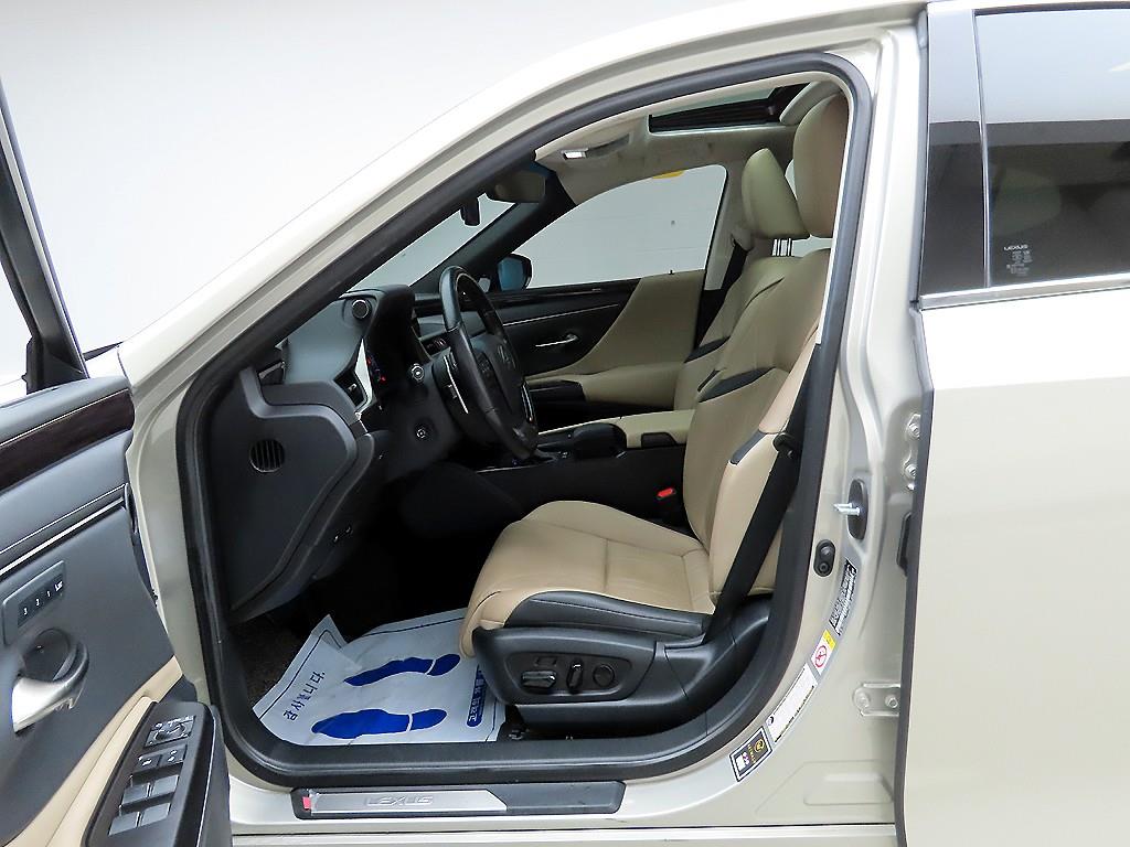 Lexus ES 2019 Gold color - Importación desde Corea - HF Imports Iquique - Foto 13