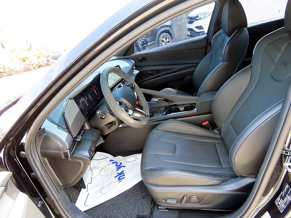 HYUNDAI Avante - Vista 5