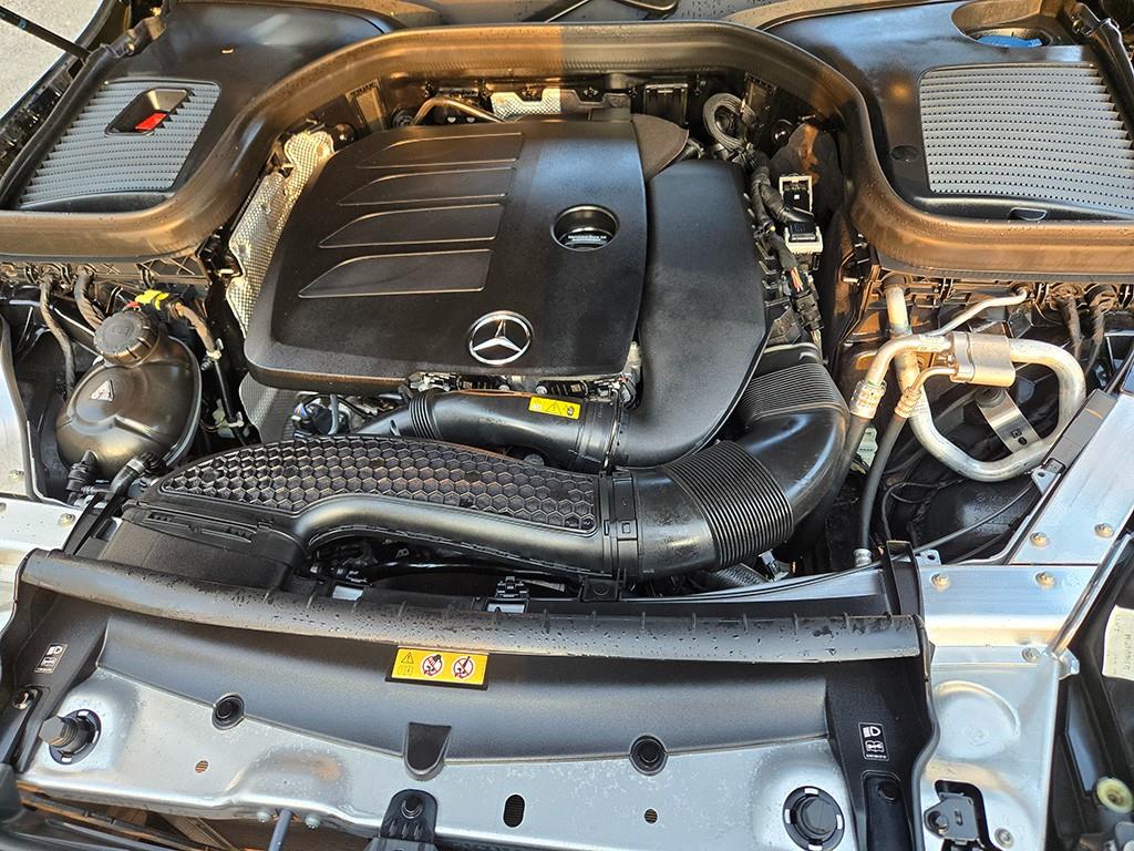 Mercedes Benz GLC Class 2023 Negro - Importación desde Corea - HF Imports Iquique - Foto 19