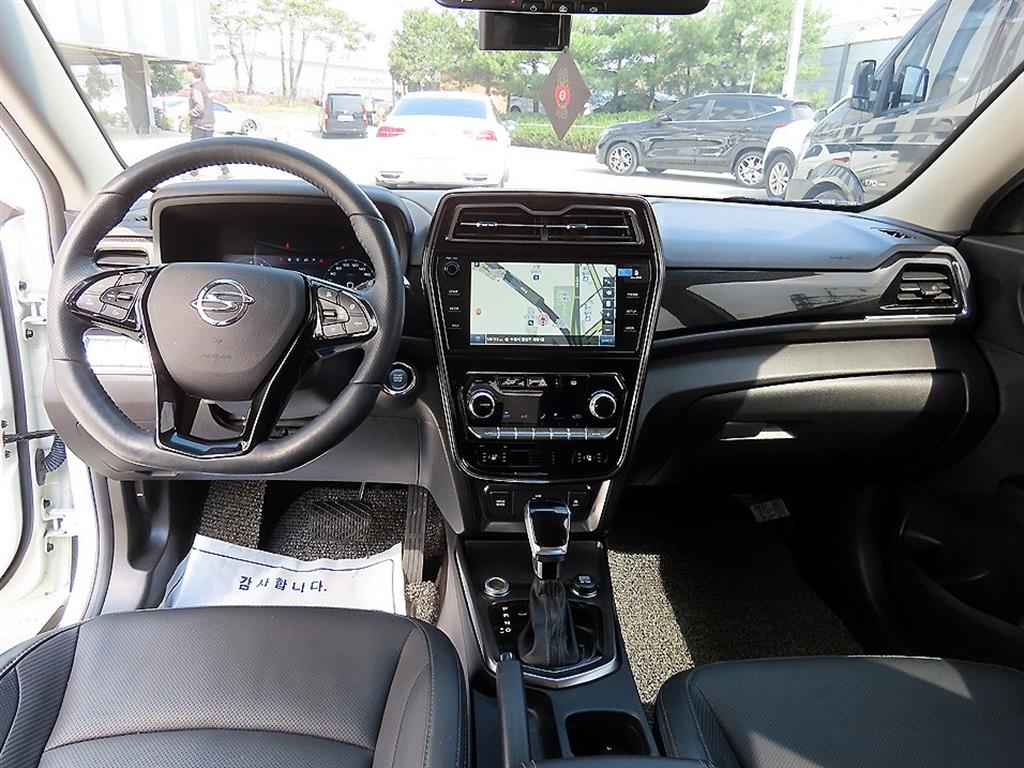 Ssangyong Tivoli - Vista 7