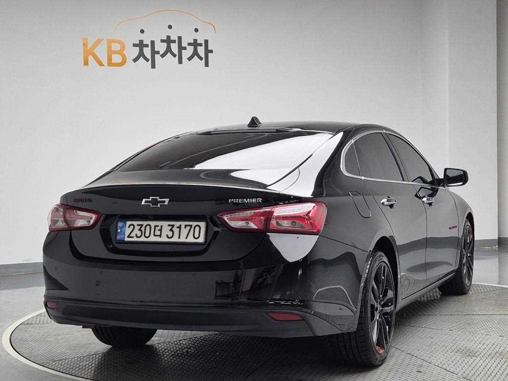 Chevrolet Malibu - Vista 3