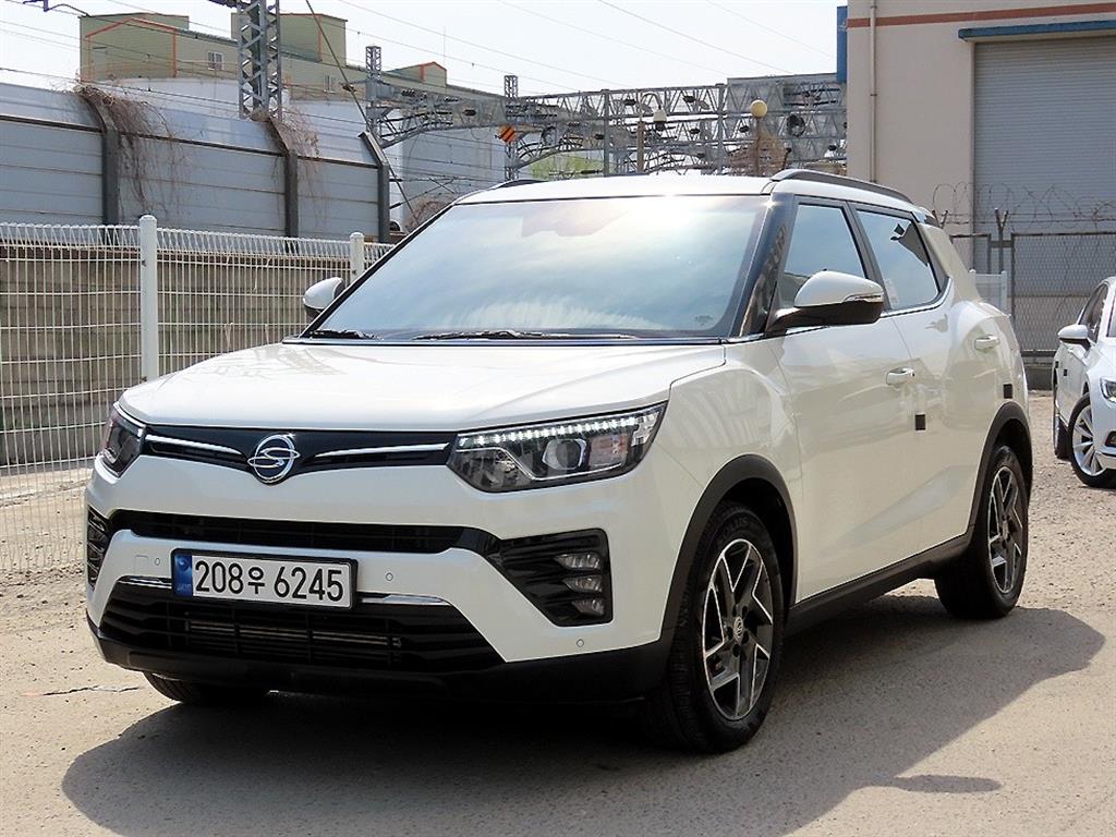 Ssangyong Tivoli - Vista 2