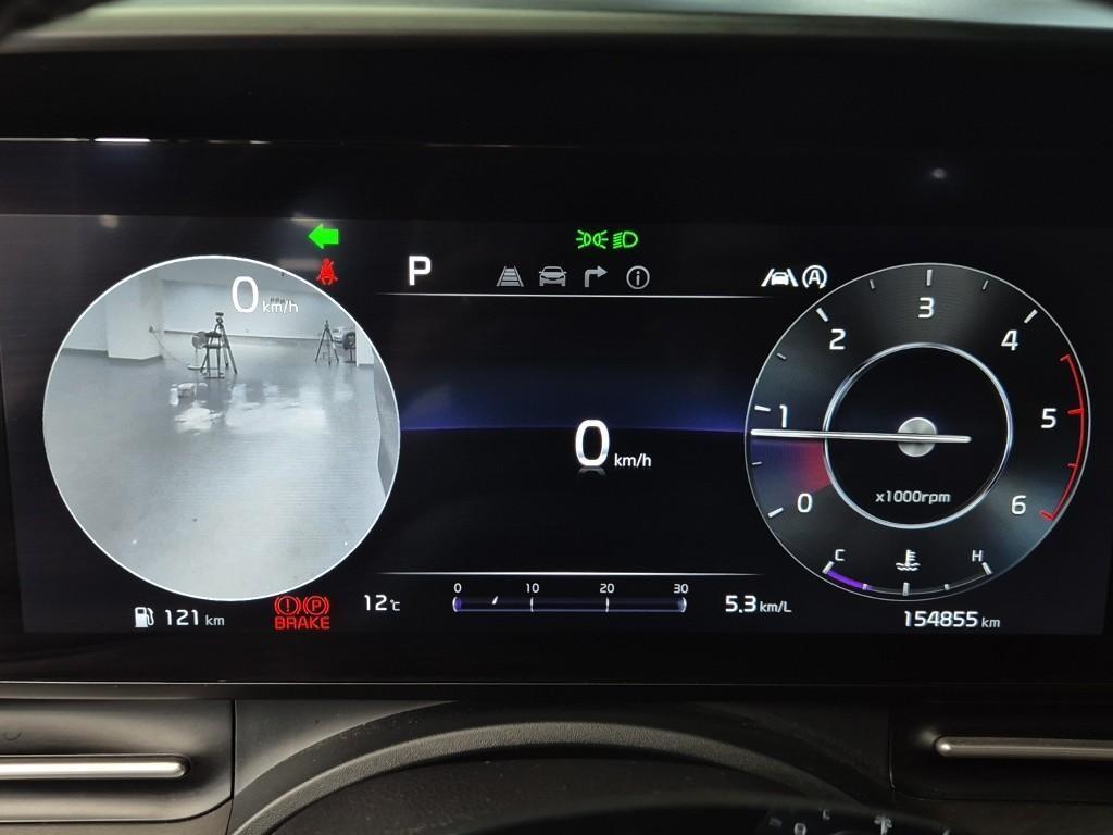 KIA Carnival - Vista 6