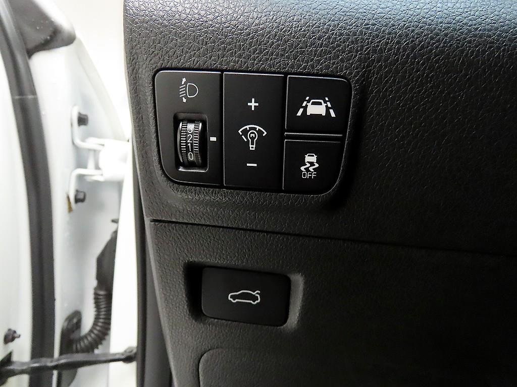 KIA K5 - Vista 12