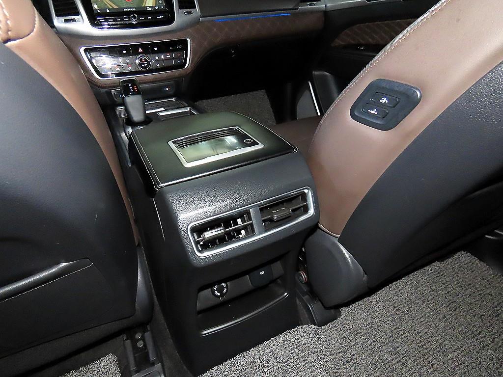 Ssangyong Rexton 2023 Negro - Importación desde Corea - HF Imports Iquique - Foto 15