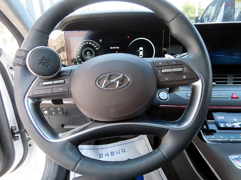 HYUNDAI Grandeur - Vista 8