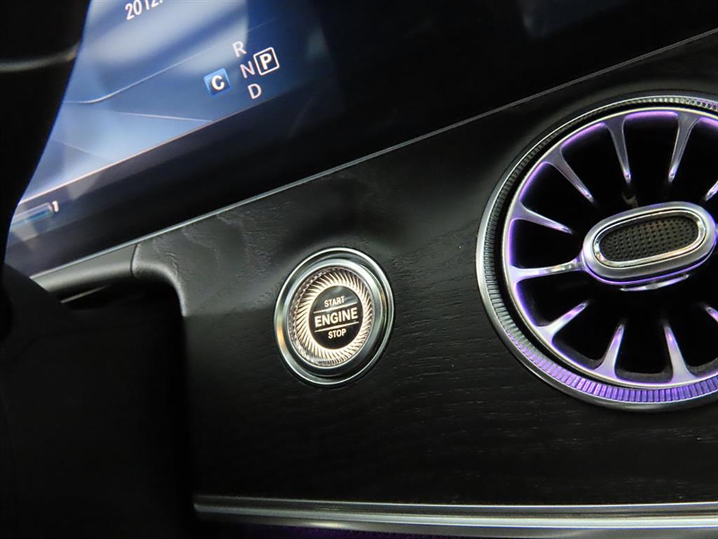 Mercedes Benz E class - Vista 12