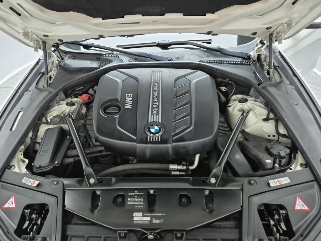 BMW 5 Series 2014 Blanco - Importación desde Corea - HF Imports Iquique - Foto 17