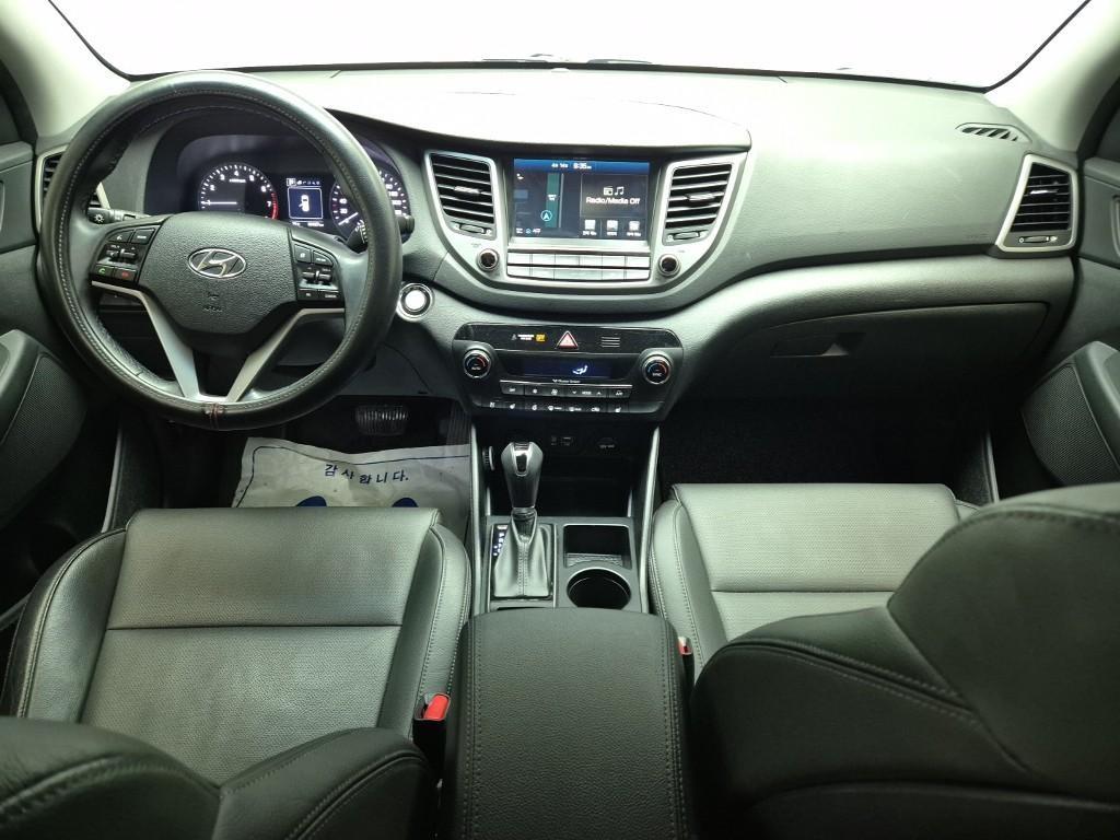 HYUNDAI Tucson - Vista 7