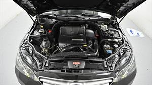 Mercedes Benz E class - Vista 8