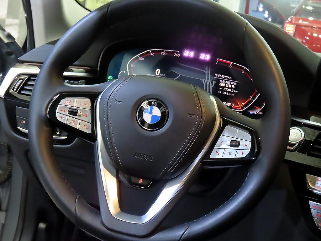 BMW 5 Series - Vista 8