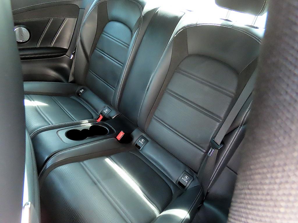 Mercedes Benz C Class - Vista 6