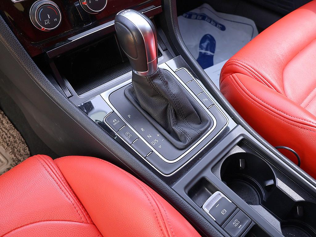 Volkswagen Golf 2015 Blanco - Importación desde Corea - HF Imports Iquique - Foto 7