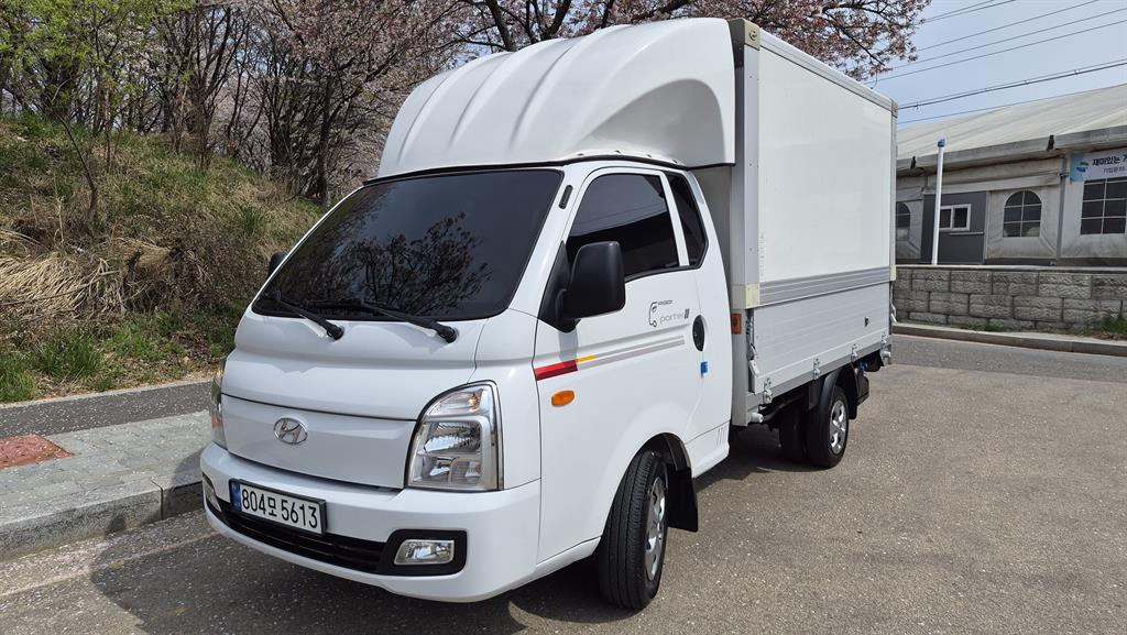 Small Truck Top_Wingbody 2023 Blanco - Importación desde Corea - HF Imports Iquique - Foto 1