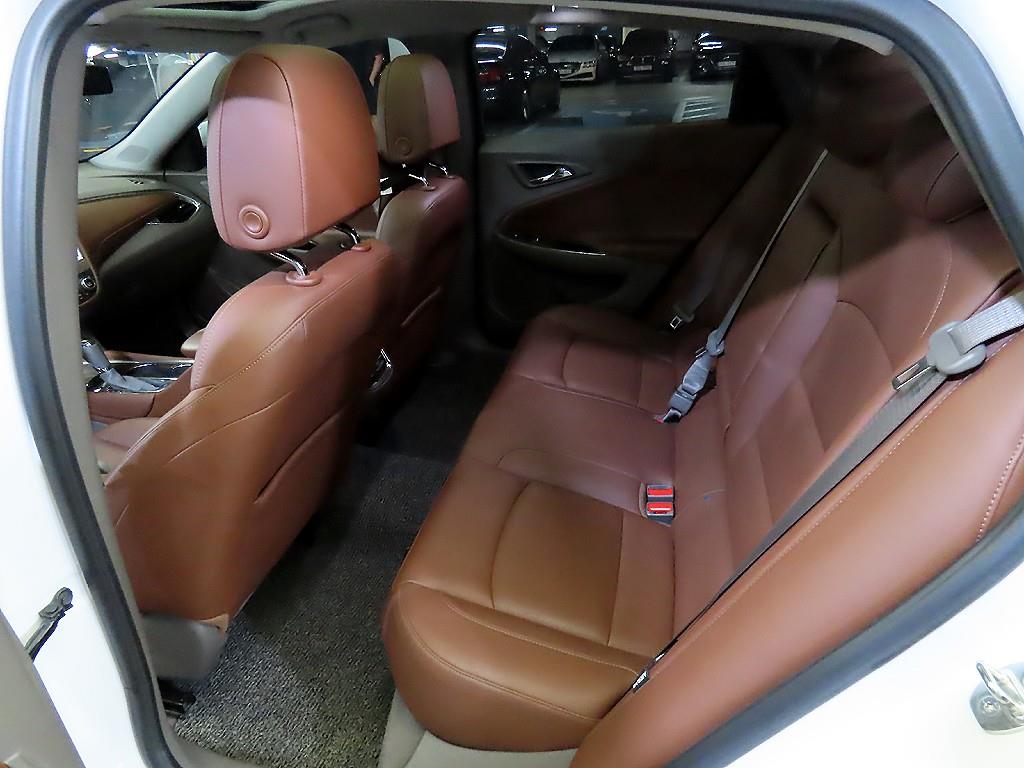 Chevrolet Malibu - Vista 7