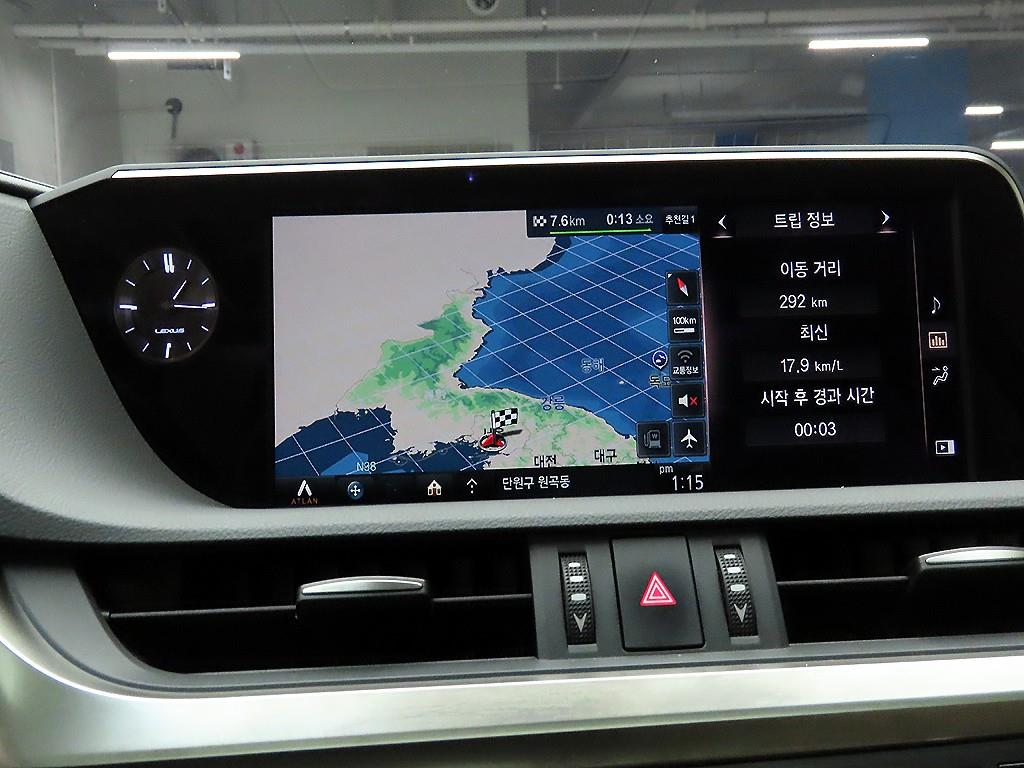 Lexus ES - Vista 9