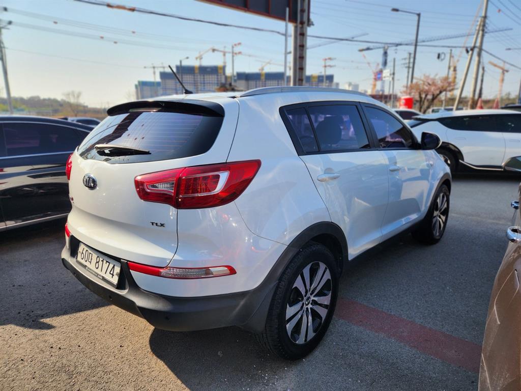 KIA Sportage - Vista 6