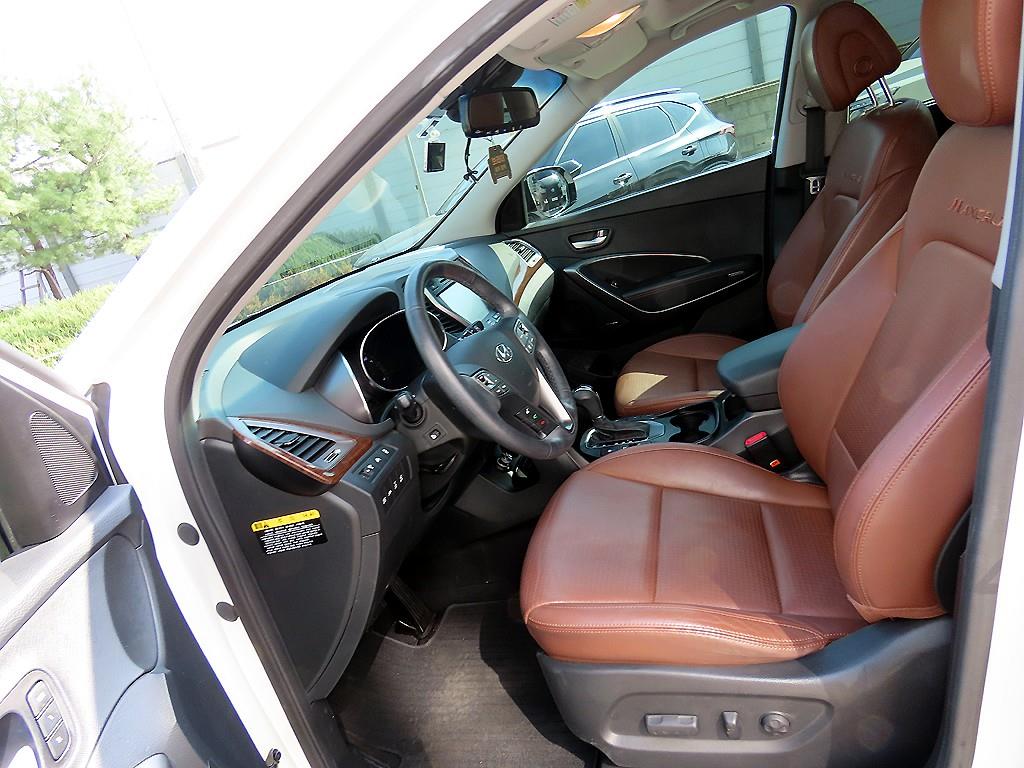 HYUNDAI Maxcruz - Vista 5