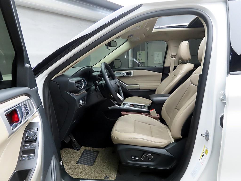 Ford Explorer - Vista 5
