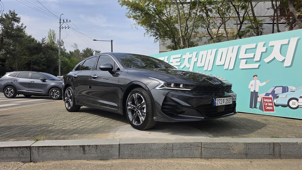 KIA K5 2023 Gris - Importación desde Corea - HF Imports Iquique - Foto 1