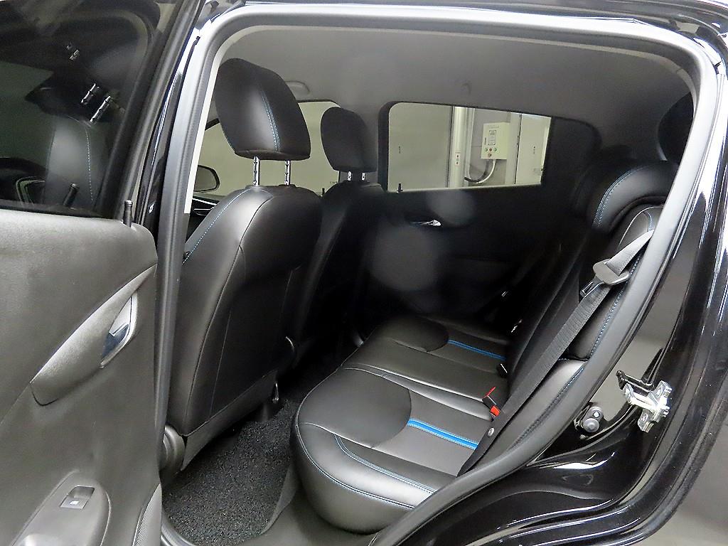 Chevrolet Spark - Vista 6