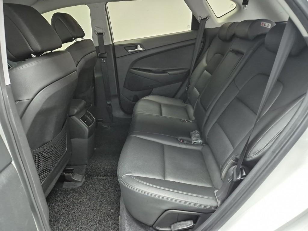 HYUNDAI Tucson - Vista 12