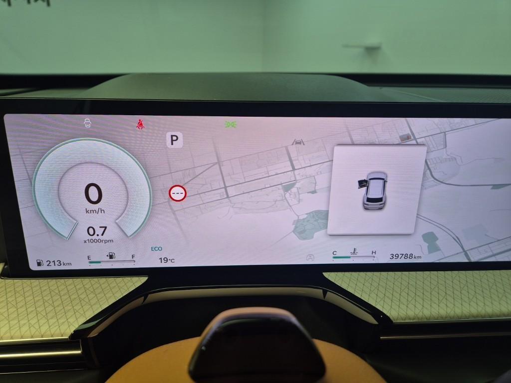 Genesis GV80 - Vista 6