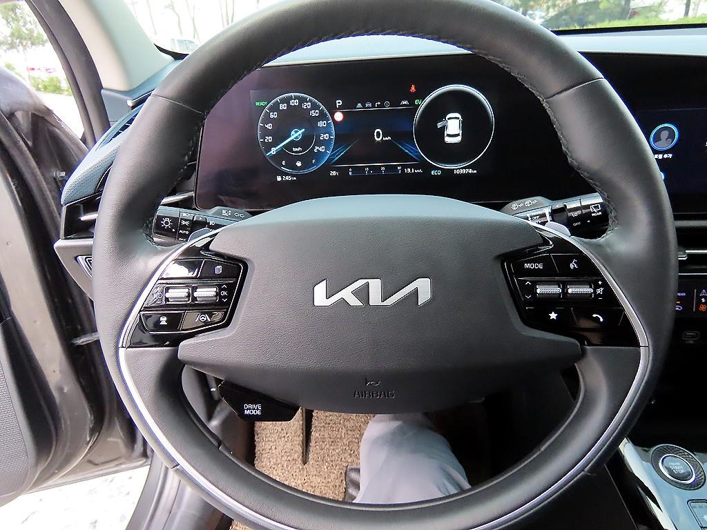 KIA Niro - Vista 8