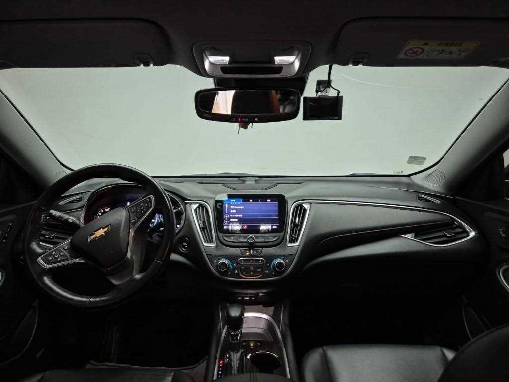 Chevrolet Malibu - Vista 7