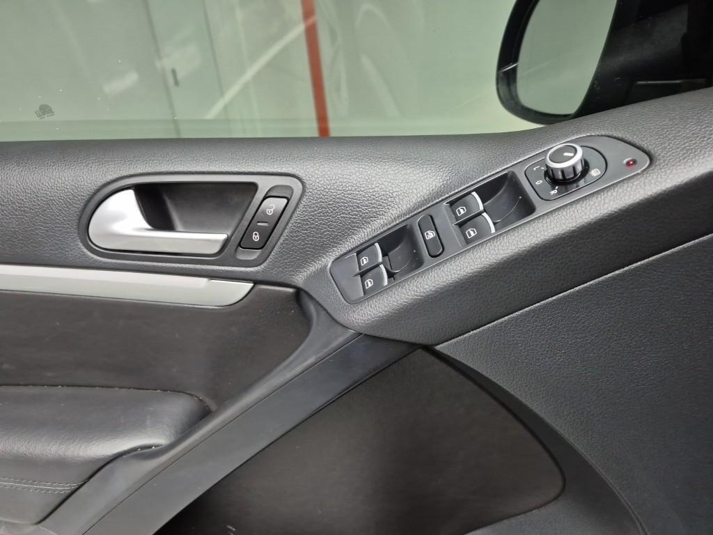 Volkswagen Tiguan - Vista 9