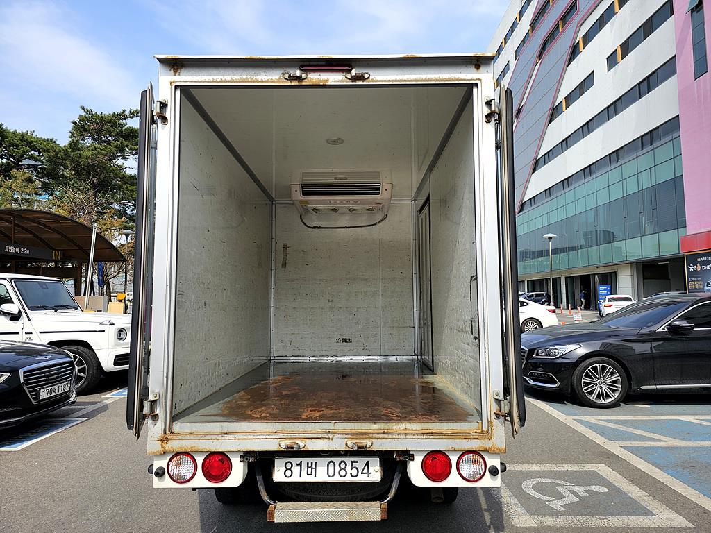 Small Truck Freezer Box(High Deck) 2019 Blanco - Importación desde Corea - HF Imports Iquique - Foto 17