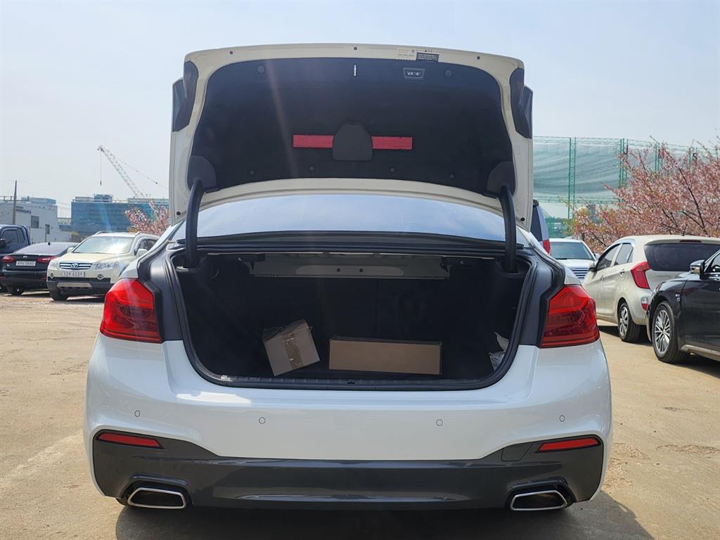 BMW 5 Series 2018 Blanco - Importación desde Corea - HF Imports Iquique - Foto 18