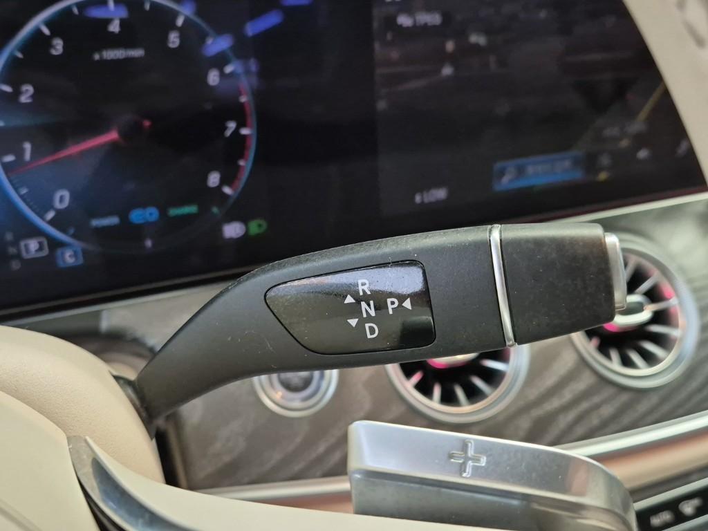 Mercedes Benz CLS Class - Vista 8