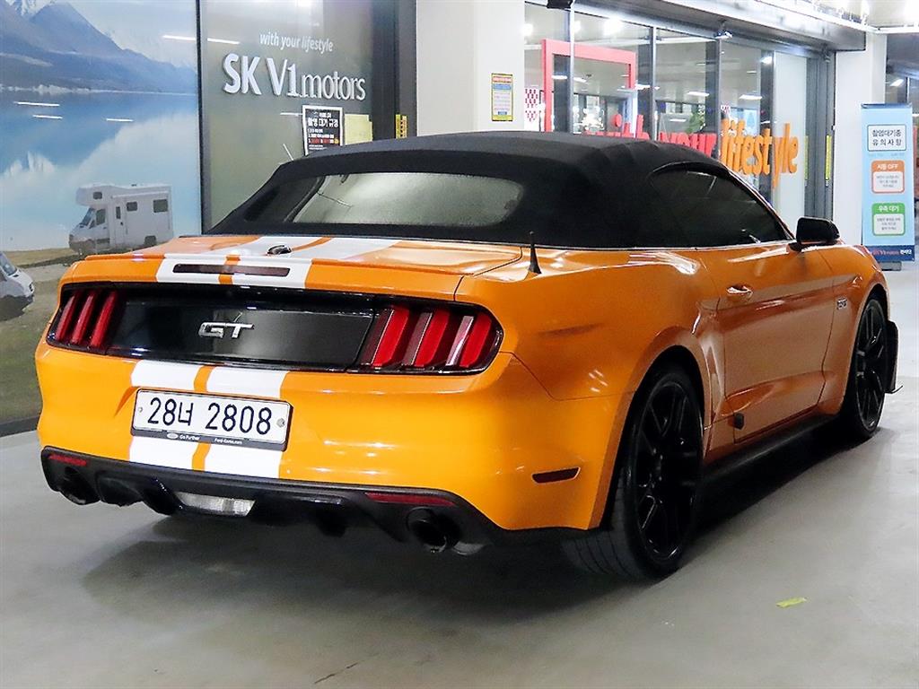 Ford Mustang - Vista 4
