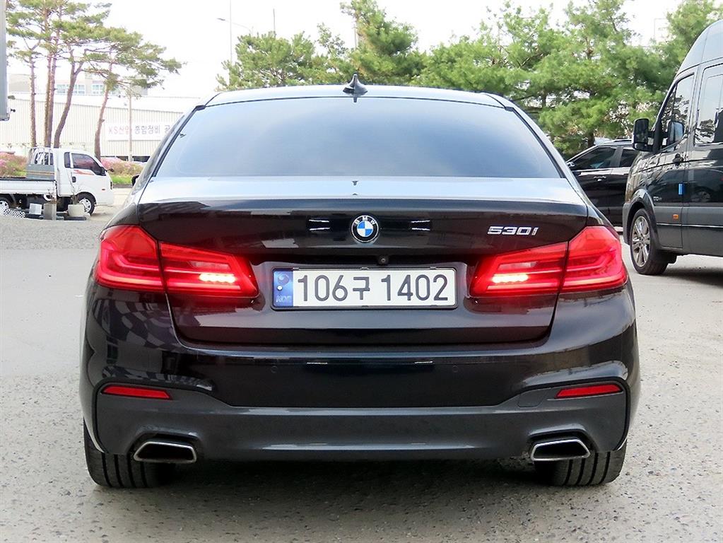 BMW 5 Series - Vista 4