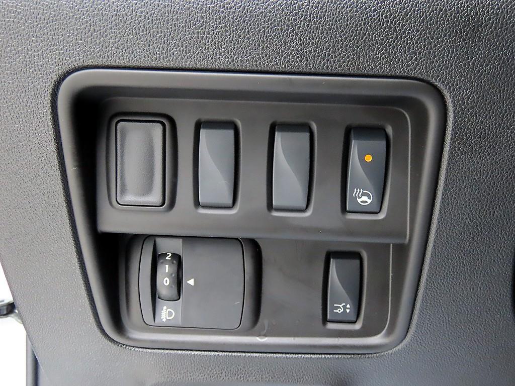 SAMSUNG QM6 - Vista 12