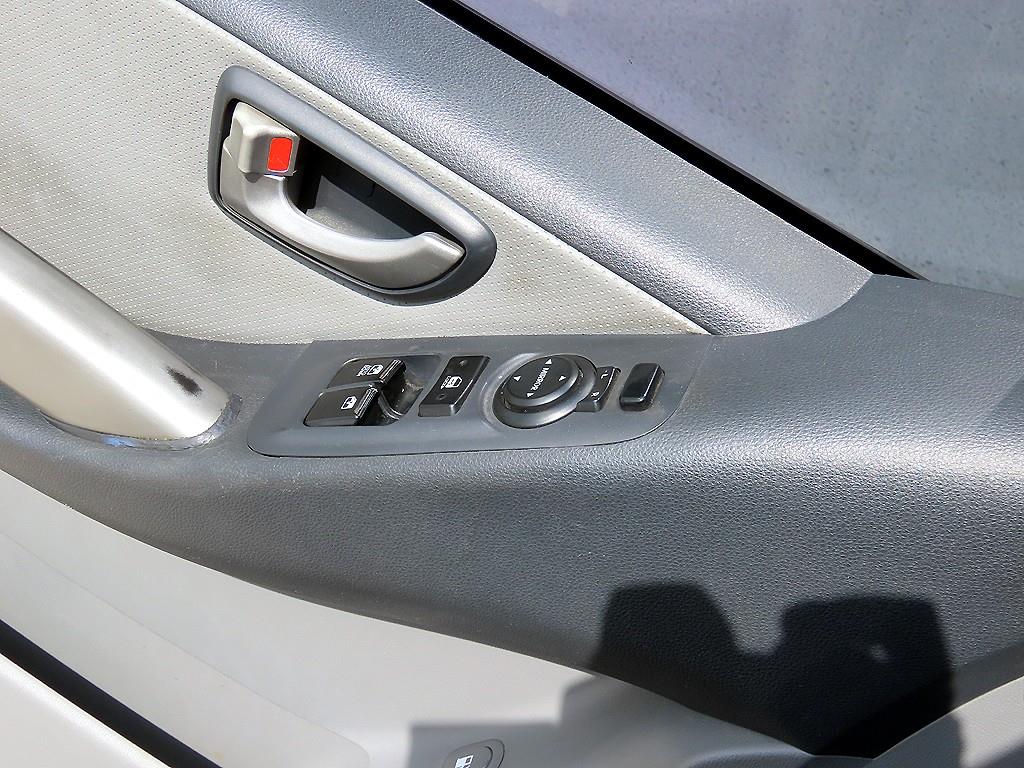 HYUNDAI Starex - Vista 11