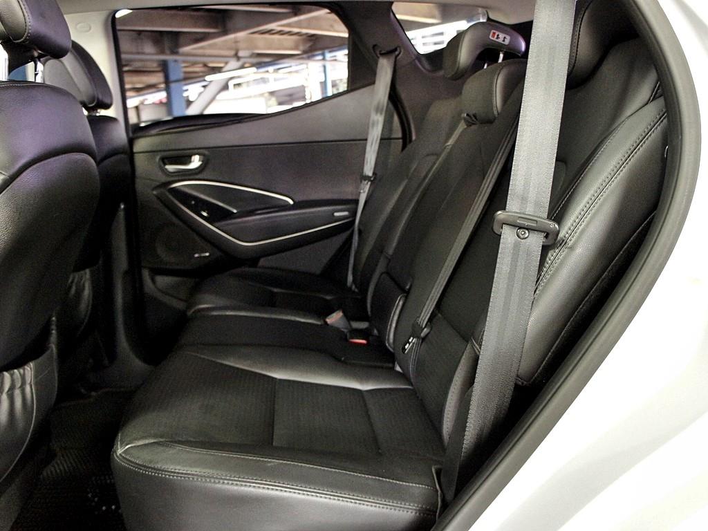 HYUNDAI Santa Fe - Vista 11